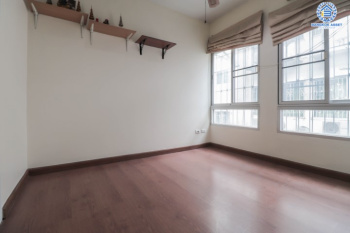 *****ทาวน์เฮ้าส์มือสอง ม.บ้านกลางเมืองสวิสทาวน์ เกษตร-นวมินทร์ แบรนด์ AP เนื้อที่ 29.5 ตร.ว. มาพร้อมฟังก์ชัน 3 ห้องนอน 3 ห้องน้ำ 2 ที่จอดรถ แถมฟรี !!! เครื่องปรับอากาศ 5 เครื่อง และเครื่องทำน้ำอุ่น 2 เครื่อง สภาพแวดล้อมเยี่ยม ทำเลดีเชื่อมต่อ ถ.พหลโยธิน, ถ.เกษตร-นวมินทร์ ใกล้ ม.เกษตร และรถไฟฟ้าสายสีเขียว "สถานีมหาวิทยาลัยเกษตรศาสตร์"